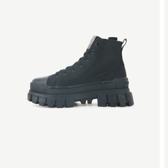 EUC Palladium Revolt HI TX size 6 - Picture 12 of 16